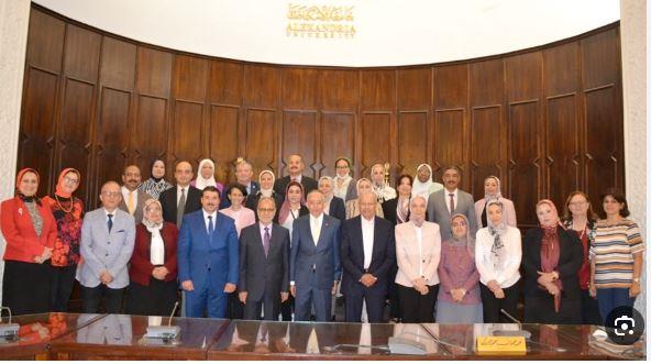 مجلس الدراسات العليا بجامعة الإسكندرية يكرم الدكتور أشرف الغندور 
