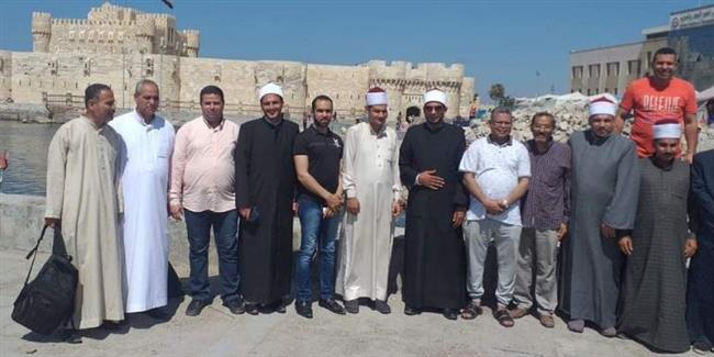 الأعلى للشئون الإسلامية ينظم زيارة لمعرض مكتبة الإسكندرية للكتاب