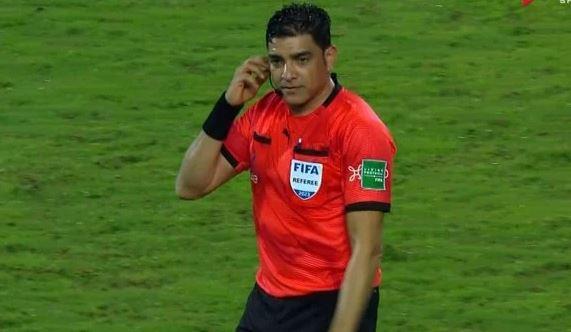 إبراهيم نورالدين حكما لنهائي كأس الرابطة بين المصري وسيراميكا