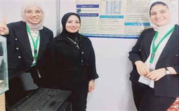 محافظ كفرالشيخ يهنئ طالبتين حصلتا على المركز الأول عن مشروع تحلية المياه 