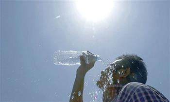 عاجل.. «الأرصاد» تحذر المواطنين من التعرض لأشعة الشمس: نعيش في تطرف مناخي
