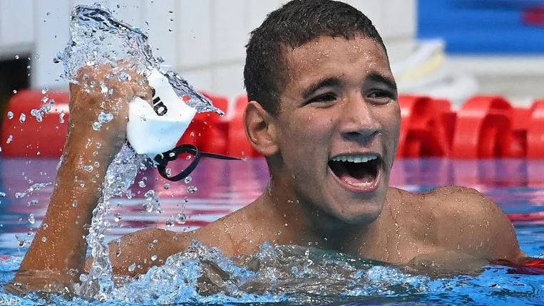 السباح التونسي "الحفناوي" يحرز فضية سباق 400 متر في بطولة العالم