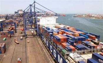   ميناء دمياط يتداول 38 سفينة للحاويات والبضائع العامة خلال 24 ساعة