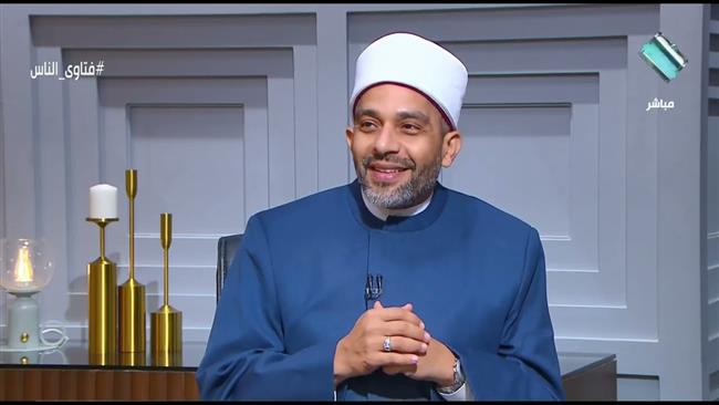 أمى تنغص على حياتى مع زوجى فهل هناك عقوق إذا خالفتها؟.. أمين الفتوى يجيب