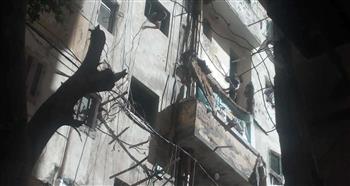  إصابة 3 أشخاص فى انهيار شرفة من عقار بحى جمرك الإسكندرية