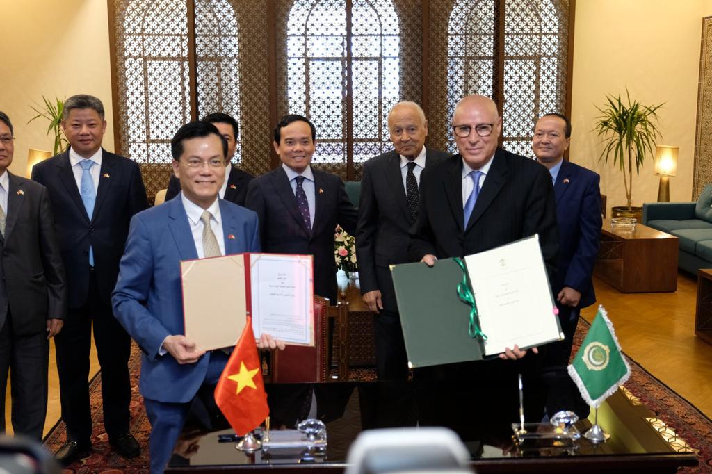 الجامعة العربية توقع مذكرة تفاهم مع فيتنام بشأن القضايا الإقليمية والدولية