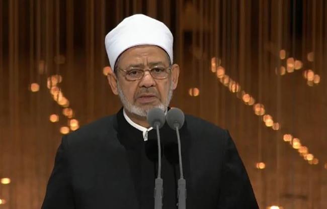 شيخ الأزهر يهنئ أوائل الثانوية الأزهرية ويعرب عن خالص تقديره لأسرهم 