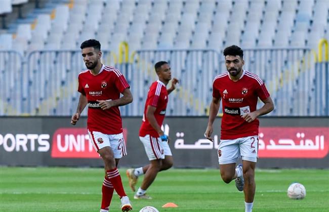 انتهاء الشوط الأول بين الأهلي والمصري بالتعادل السلبي