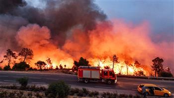   الحرائق تهدد حياة المواطنين بدول البحر المتوسط