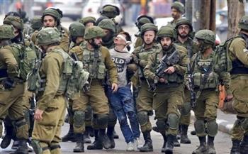   الاحتلال الإسرائيلي يعتقل 33 فلسطينيا من مناطق متفرقة بالضفة الغربية