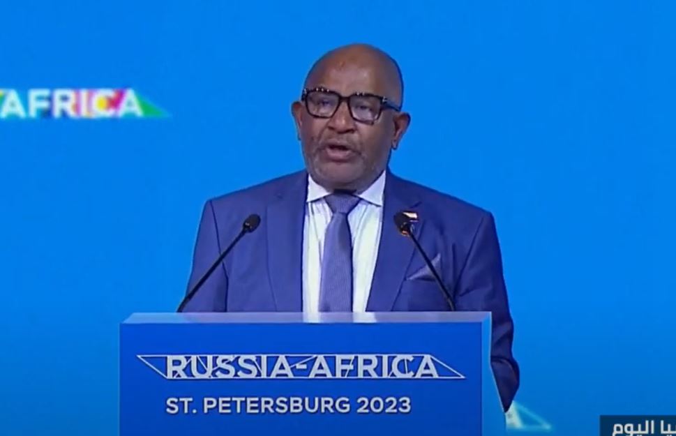 القمة الروسية الإفريقية.. رئيس الاتحاد الإفريقي يدعو إلى "التعايش السلمي" بين روسيا وأوكرانيا