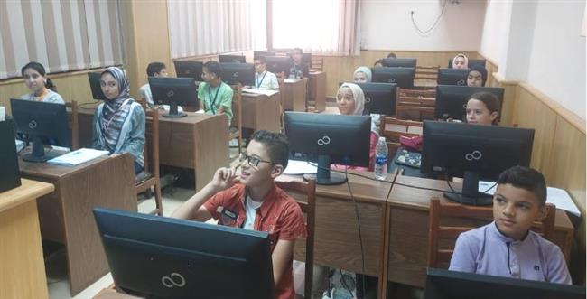 جامعة الطفل بجامعة سوهاج تواصل فاعليات السنه الثانية E2 للمرحلة السادسة بمحاضرة ICT