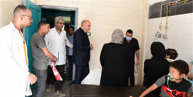  القلق والخوف ينتاب أهالي مدينة العمال بقنا بسبب تسرب غاز الكلور.. صور 