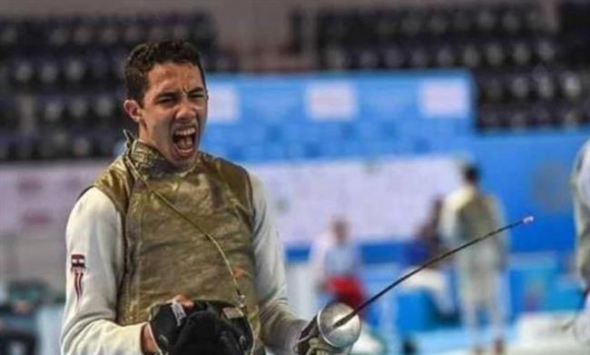 محمد حمزة يكتسح بطل الدنمارك ويتأهل لربع نهائي بطولة العالم للسلاح
