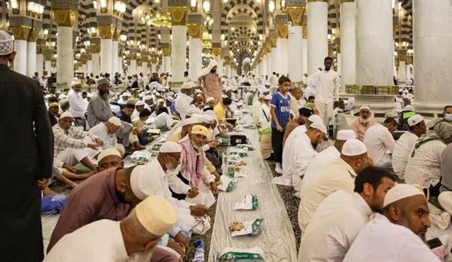 "شئون المسجد النبوي" تكثف جهودها لتقديم أفضل الخدمات للصائمين في يوم عاشوراء
