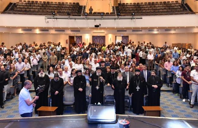 البابا تواضروس يلتقي كهنة وخدام كنائس الخليج