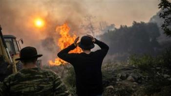   استنفار فرق الإطفاء فى اليونان فى مواجهة الحرائق