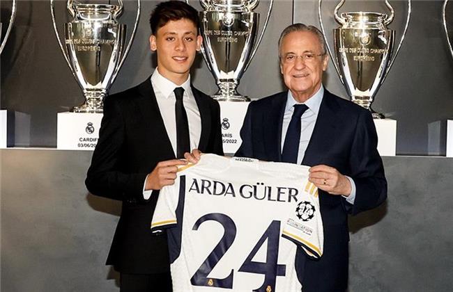 أردا جولير يغادر معسكر ريال مدريد بسبب الإصابة