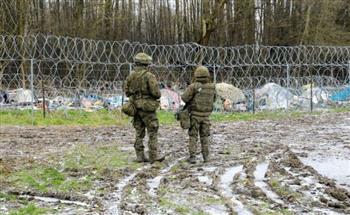 بولندا تنشر 500 شرطي إضافيا على حدودها مع بيلاروسيا