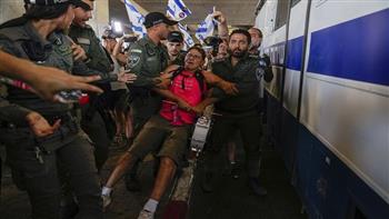   إسرائيل.. احتجاجات واسعة في مطار بن غوريون ضد خطة نتنياهو