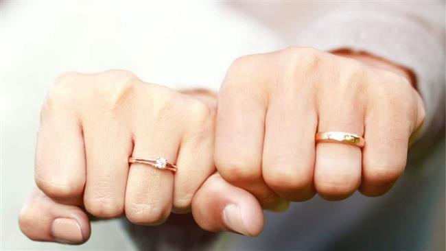 محاولة لمحو الأنوثة.. إلغاء كلمتى «الزوج والزوجة» من القانون الأمريكي