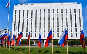   السفارة الروسية بواشنطن تندد بتصرفات الاستخبارات الأمريكية