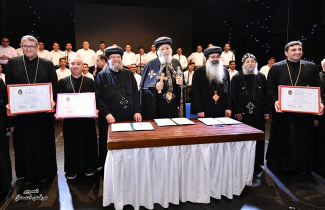 البابا تواضروس يشهد حفل تكريم خريجي "معهد ديديموس" للمرتلين