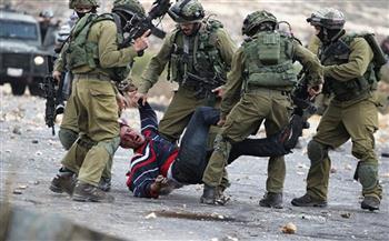  الاحتلال الإسرائيلي يعتقل سبعة فلسطينيين من الضفة الغربية
