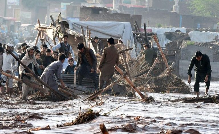 ارتفاع حصيلة قتلى الأمطار الموسمية في باكستان إلى 43 شخصًا