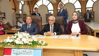 وزير التعليم يتابع  امتحانات الثانوية العامة اليوم من الإسكندرية 