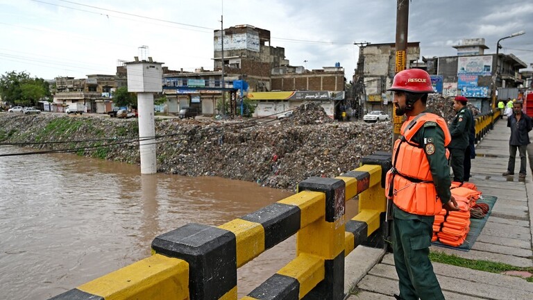 قتل ما لا يقل 50 شخصا جراء الأمطار الموسمية فى باكستان