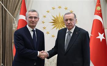   ستولتنبرج يجتمع مع زعيمي تركيا والسويد لبحث انضمام ستوكهولم لـ"الناتو"