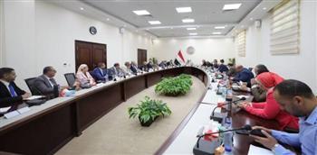 وزير التعليم العالي يؤكد ضرورة الإسراع بتطوير برامج وخطط المعاهد الخاصة