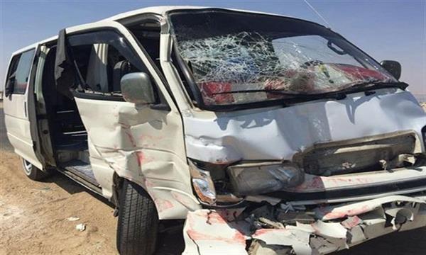 إصابة 15 شخصا فى حادث تصادم سيارة بالطريق الصحراوى بالمنيا
