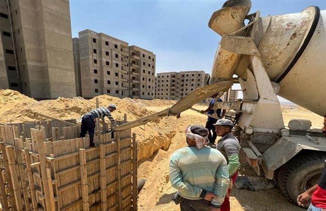 رئيس جهاز "العبور الجديدة" يتابع أعمال المرافق الجارية بقطع أراضي "بيت الوطن "و"سكن كل المصريين"