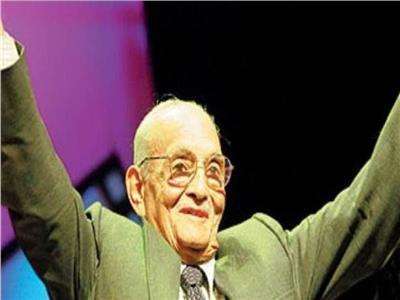 في ذكرى وفاة "بابا عبده".. محطات في حياة عبدالمنعم مدبولي| شاهد