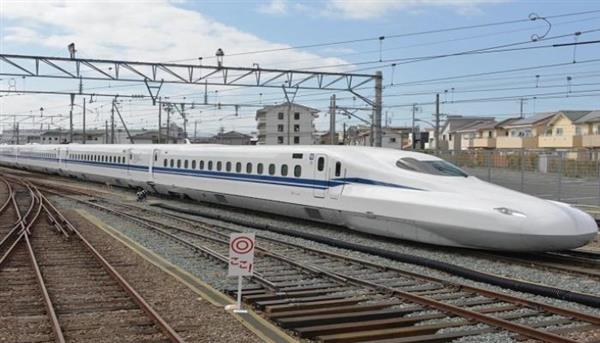 اليابان: توقف خدمات القطارات السريعة بسبب الأمطار