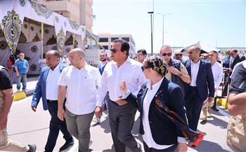 وزير الصحة يتفقد مقر حملة "100 يوم صحة" بمنطقة بشاير الخير