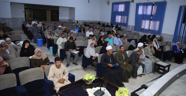 204 مواطن يعرضون مطالبهم وشكواهم خلال اللقاء الجماهيري بسوهاج