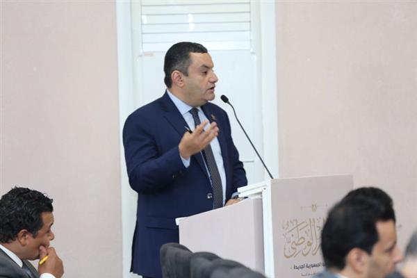 أكمل نجاتي يوصي بإجراء حصر شامل للديون غير المستخدمة