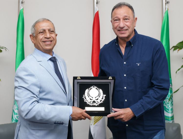تفاصيل زيارة الخطيب للأكاديمية البحرية