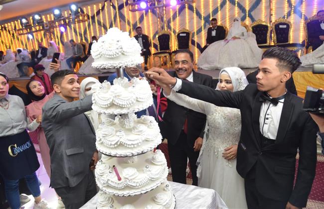 شعيب يصدق على إقامة حفل الزفاف الجماعي لأبناء مطروح خلال شهر ديسمبر القادم
