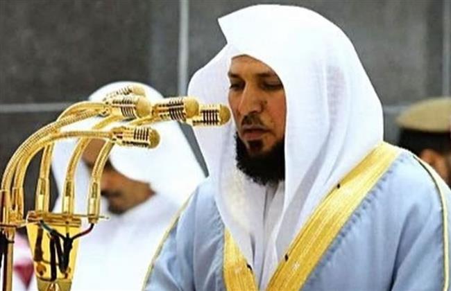 سقوط الشيخ ماهر المعيقلي خطيب المسجد الحرام خلال صلاة الجمعة