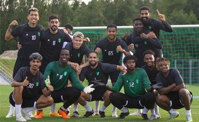 محرز وفيرمينيو علي رأس تشكيل أهلي جدة في الدوري السعودي