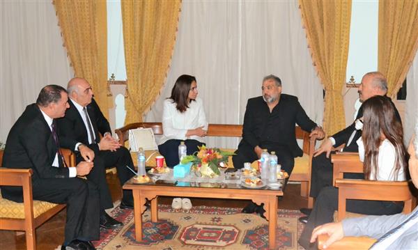 نائب محافظ البحيرة ورئيس دار الأوبرا المصرية يشهدان إفتتاح المهرجان الصيفي للموسيقى والغناء  بأوبرا دمنهور