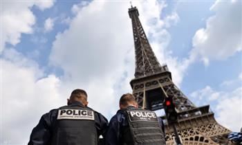 الشرطة الفرنسية: إخلاء برج إيفل إثر إنذار بوجود قنبلة