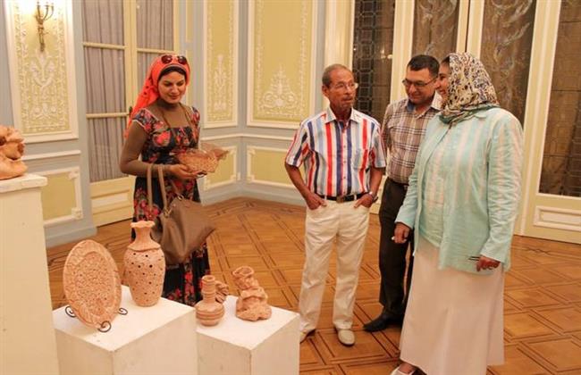 افتتاح معرض الملتقى الثانى للنحت الخزفى والفخار بالبيت الروسى