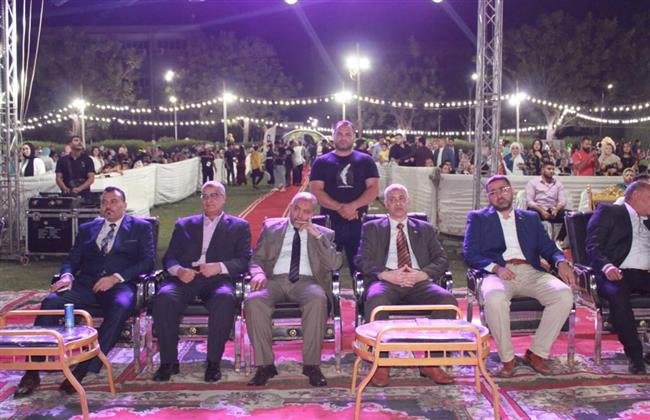جامعة أسيوط تشهد حفل تخرج الدفعة الثالثة من كلية الفنون الجميلة