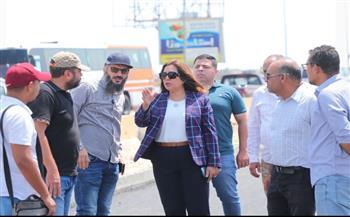 محافظ دمياط تتابع الأعمال الجارية لرصف طريق شطا