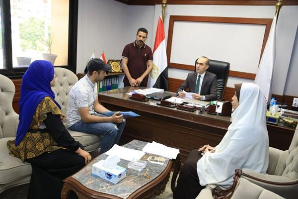 184 مواطنا يعرضون مطالبهم وشكواهم خلال اللقاء الجماهيري بسوهاج